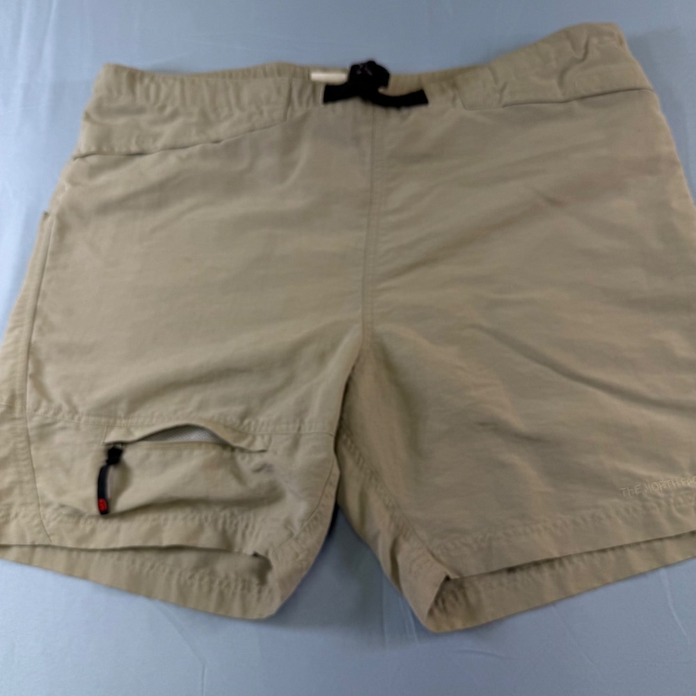 The North Face Mens Large Tan Nylon Hiking Shorts Mesh Lined‎ Belted RN61661